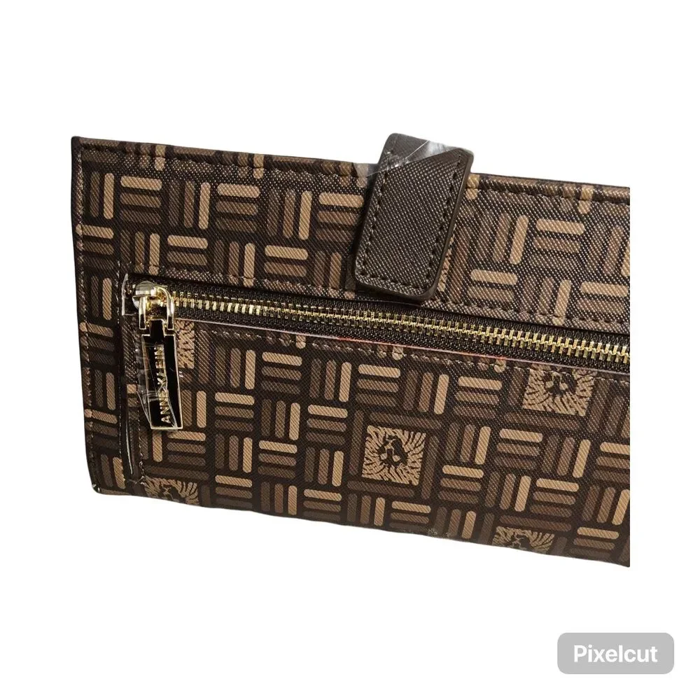 New Anne Klein Wristlet Wallet Espresso And Gold Hardware With Lion Accent #52